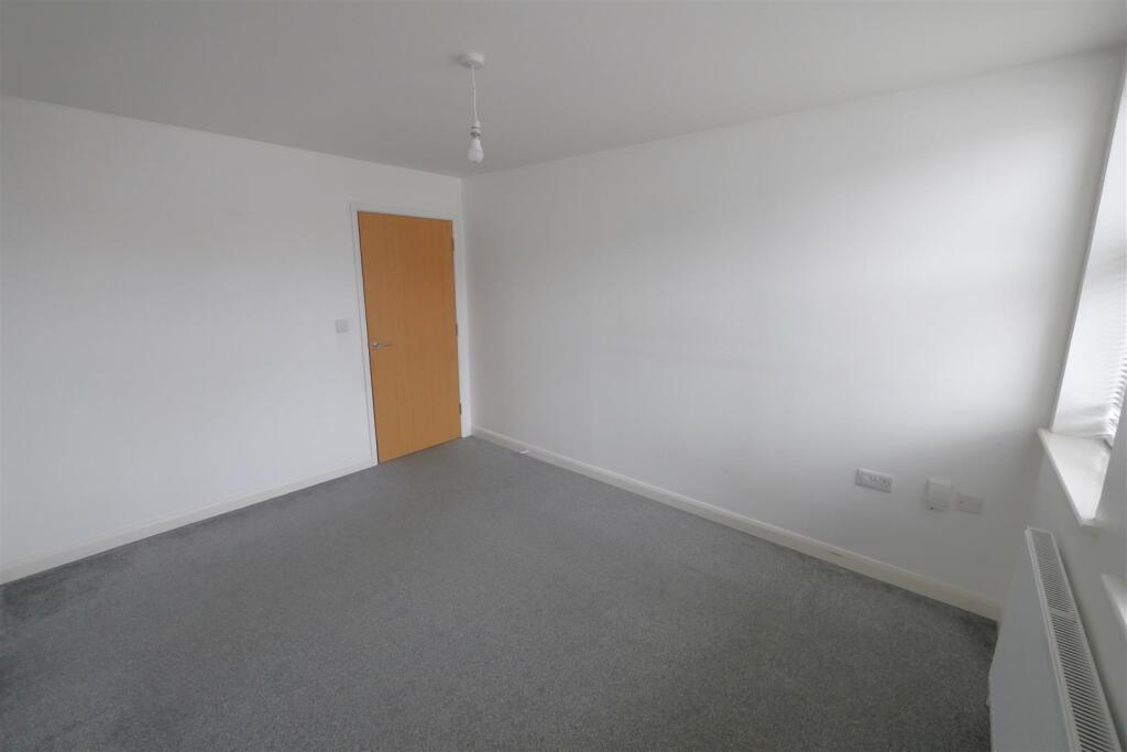 Apartment in Brighton - More