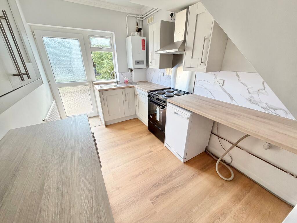 Brook Road, Great Sutton photo 2