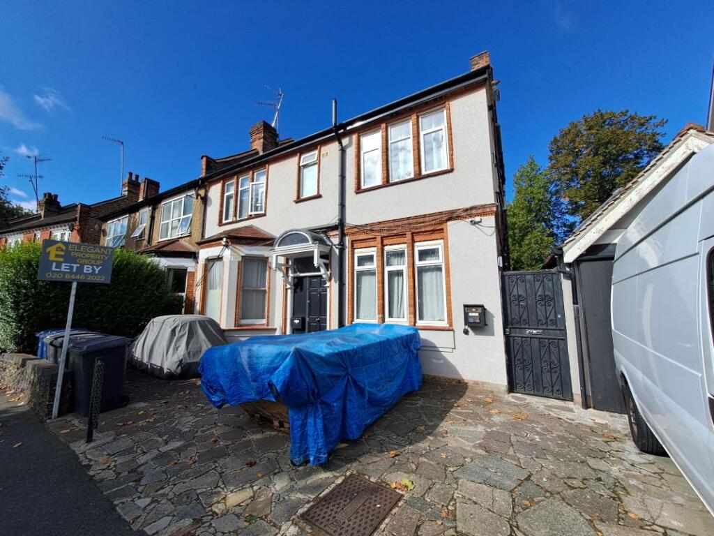 Main image of property: Flat 6, 41 The Grove, Finchley, London, Barnet, N3 1QT