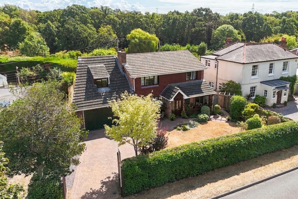 Main image of property: Fleet End Road, Warsash, SO31