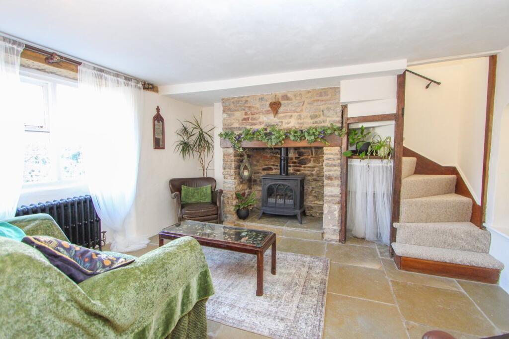 House in Chipping Sodbury, Sodbury - View 2