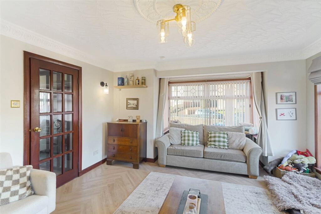Lanrigg Road, Fauldhouse, Bathgate, West Lothian, EH47 photo 4