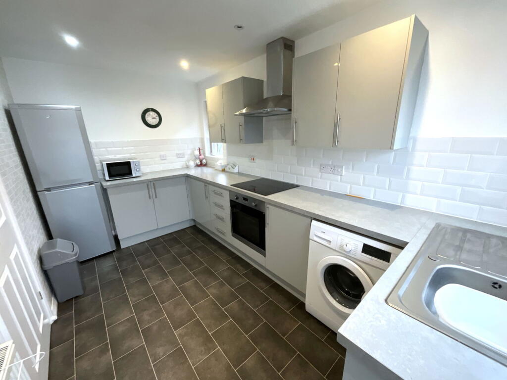 Additional image 5 of HALESOWEN, Birch Drive