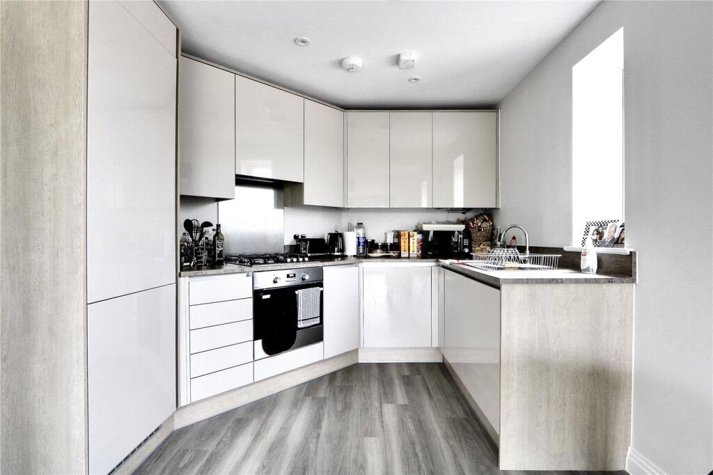Dome Mews, 527 St Albans Road, Watford, Hertfordshire, WD25 photo 4