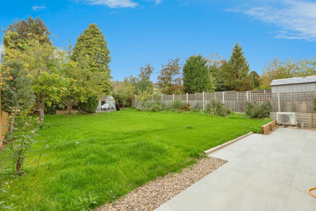 Launde Road, Oadby, Leicester photo 3