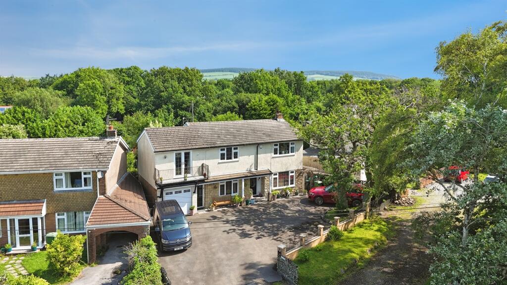 House in Cardiff, Llanharry
