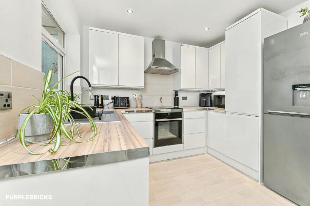 House in Kirklees, West Yorkshire - View 5