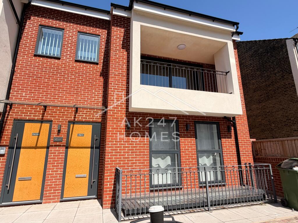 Beryl Road, London - View 5