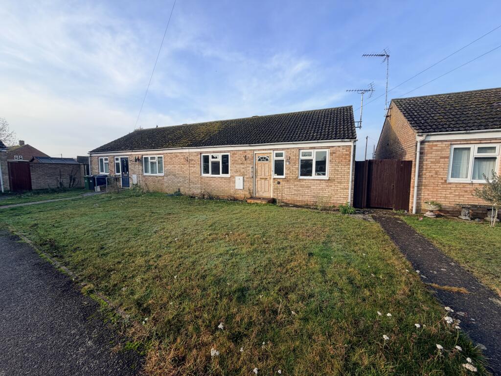 2-bed semi-detached on 6 Emery Close, Brampton, Huntingdon PE28 4UW, £155,000