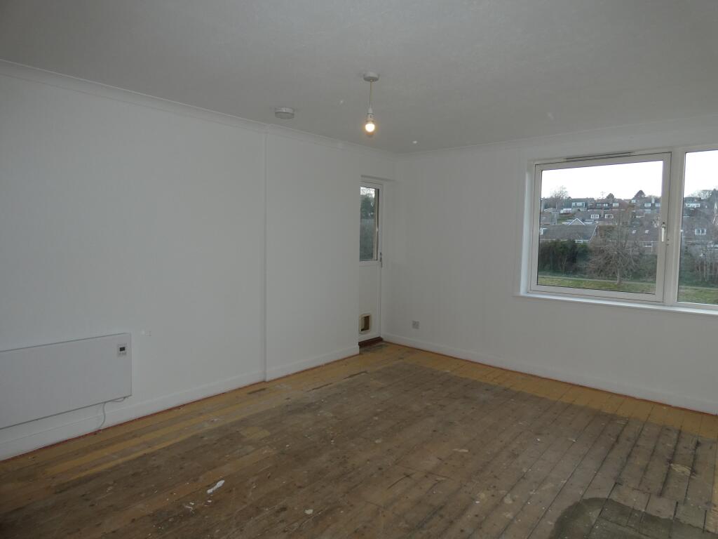 Apartment in Aberdeen, Kaimhill, Garthdee - View 5