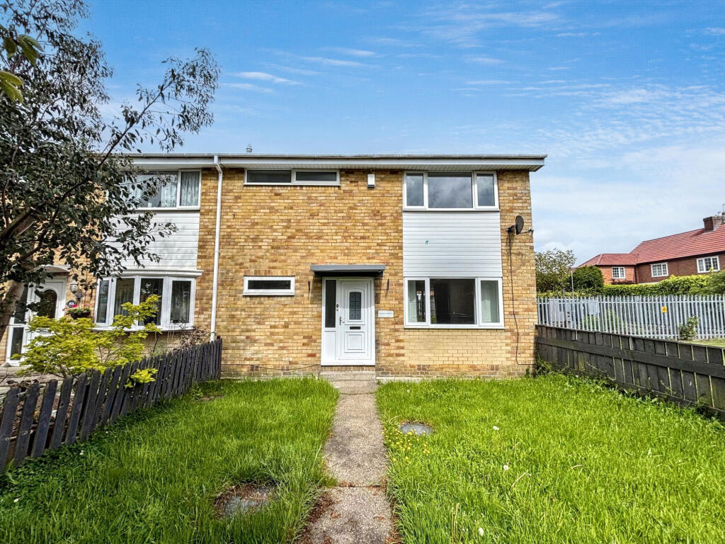 Main image of property: Clover Hill, Sunniside, Newcastle upon Tyne, Tyne and Wear, NE16 5PU