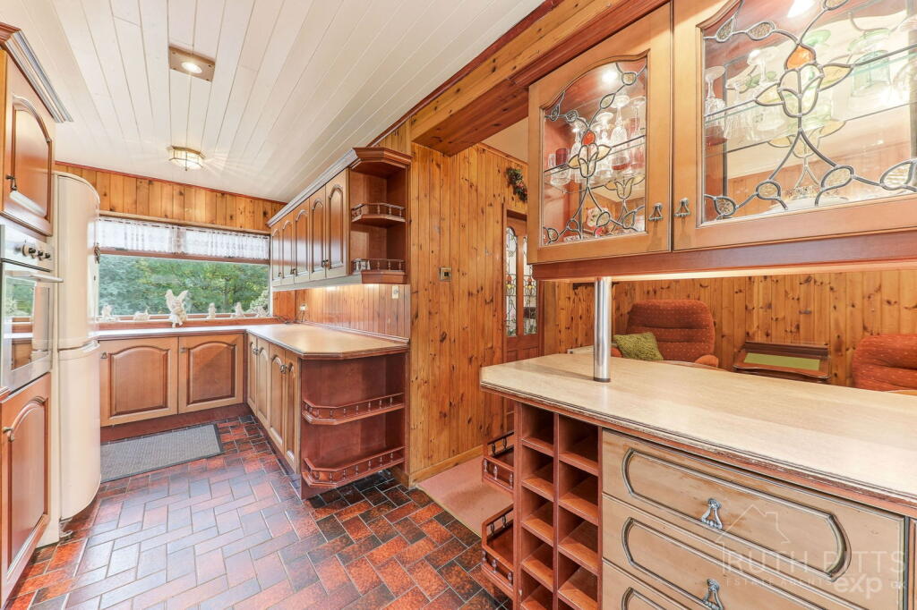 1, Waggon Lane photo 4