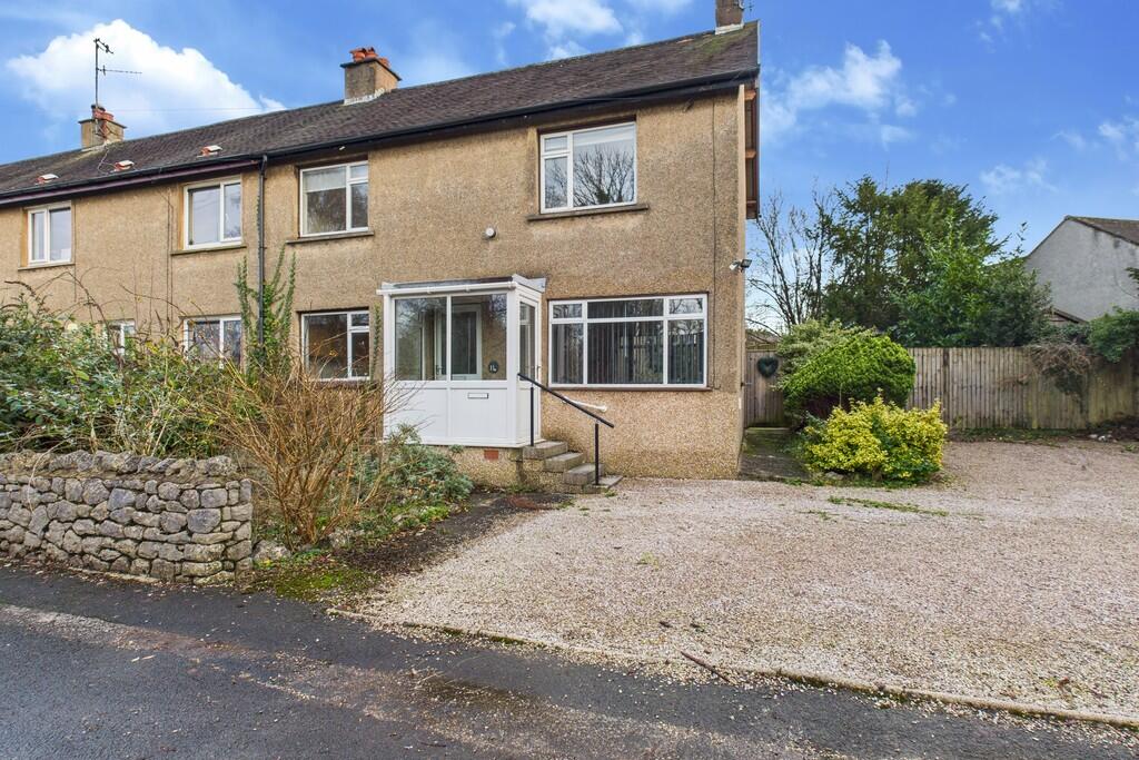 Main image of property: 14 Lindeth Close, Silverdale, Carnforth, Lancashire, LA5 0TU