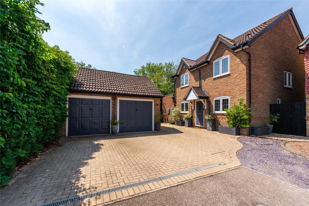 Main image of property: Prentice Grove, Shenley Brook End, Milton Keynes, Buckinghamshire, MK5