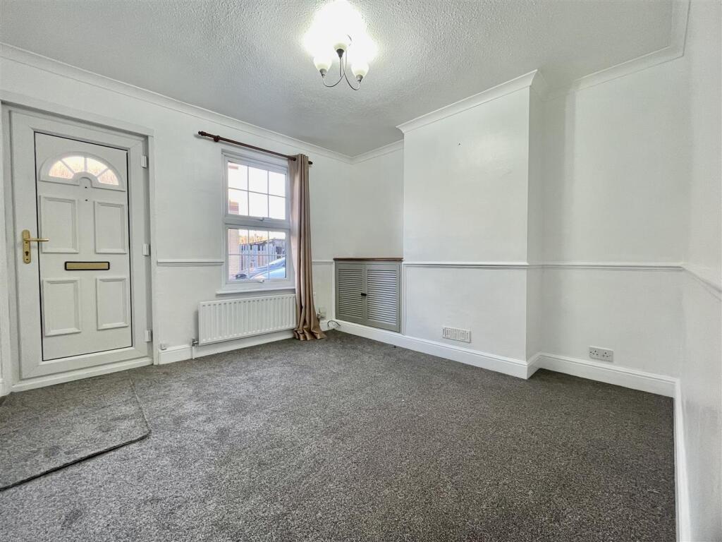 House in Gravesham, Denton - View 4
