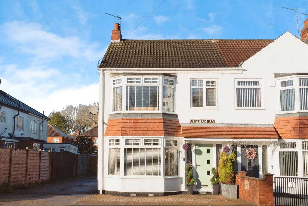 Main image of property: Hessle Road, Hull