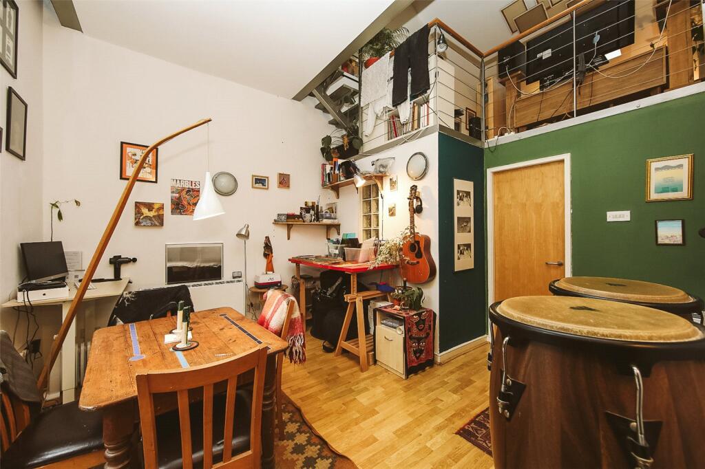 2-bed apartment on Henry Street, Liverpool, Merseyside, L1, £170,000