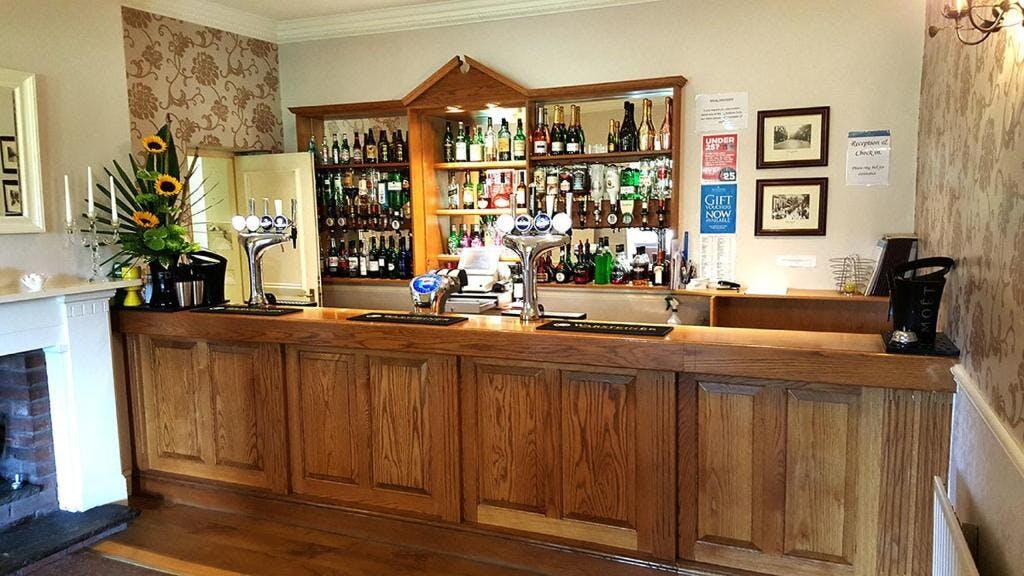 bar.jpg