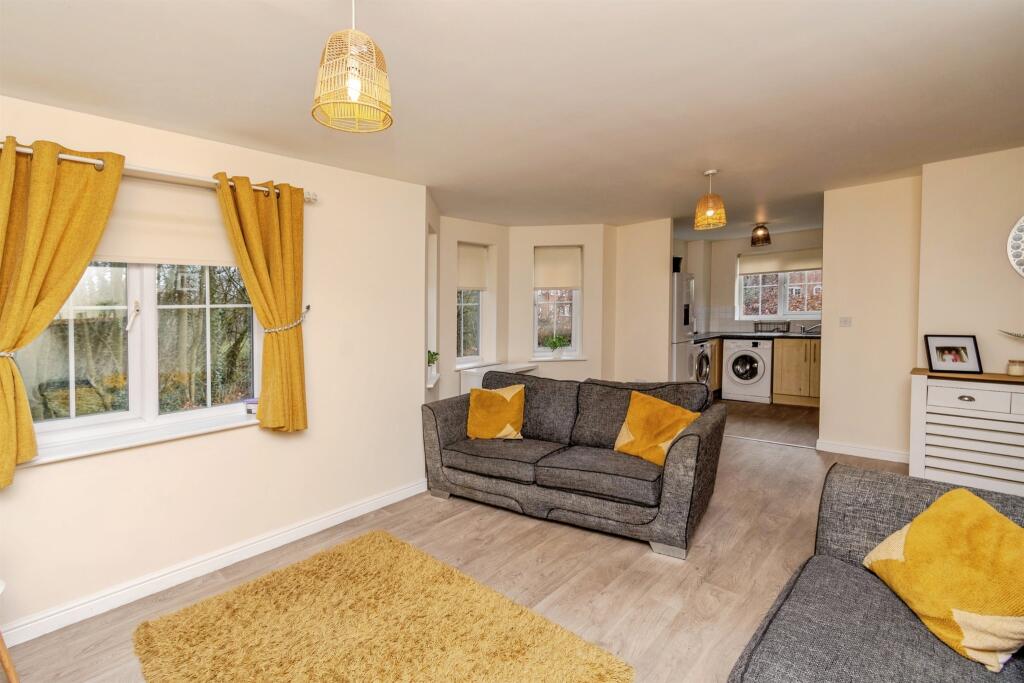 Burrs Drive, Wednesbury photo 3