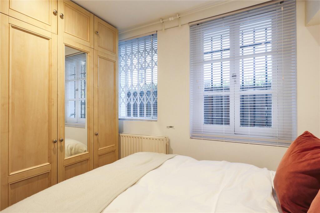 Apartment in London - More