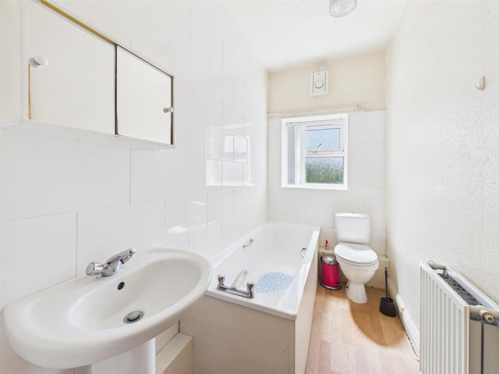 House in Lancaster, Primrose, Greaves - View 4