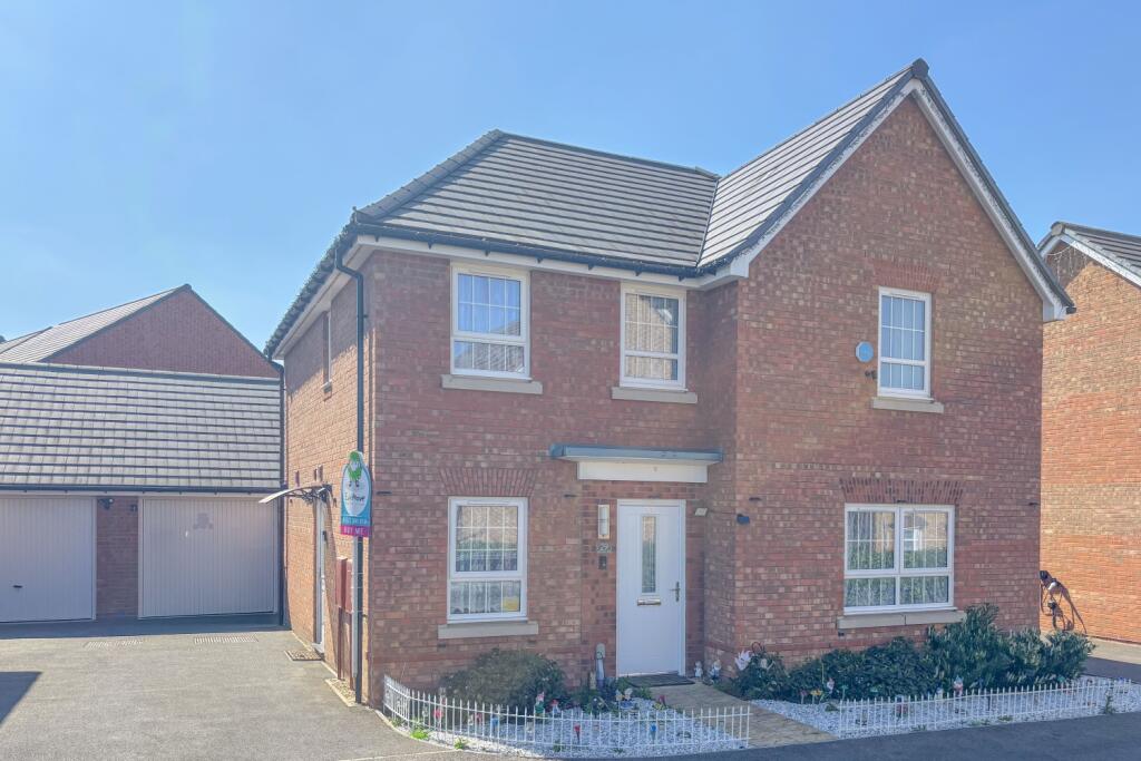 Main image of property: Alexander Way, Leighton Buzzard, LU7