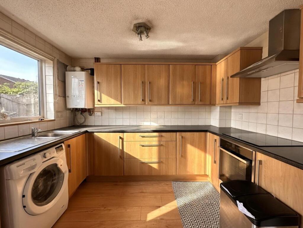 Donellan Green, Southfields, Northampton NN3 - View 3