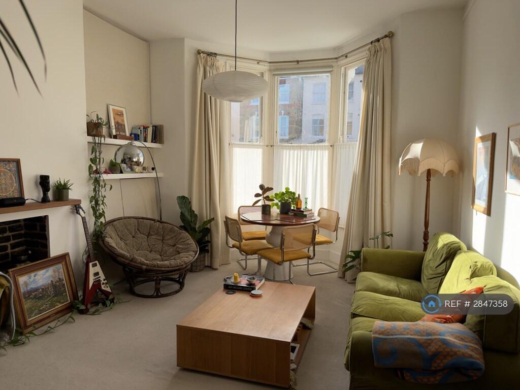 Main image of property: Colvestone Crescent, London, E8