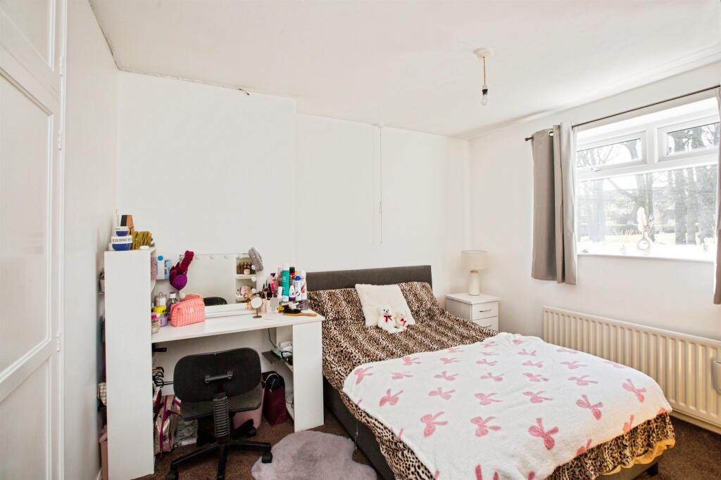 Whitehill Drive, Halifax - View 6