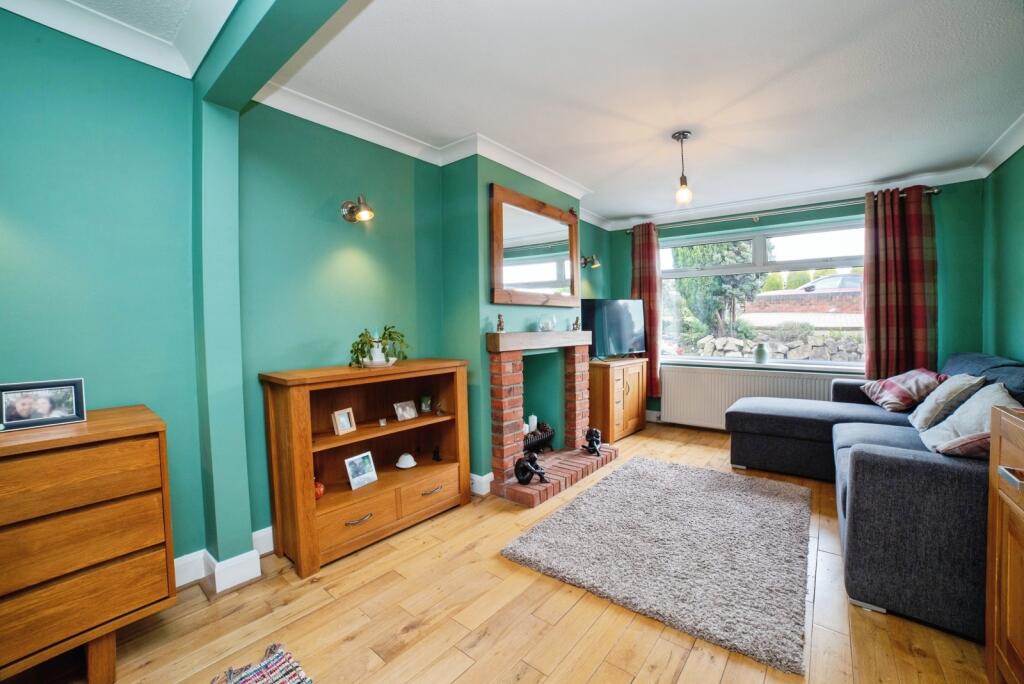 House in Mansfield, Nottinghamshire - View 3