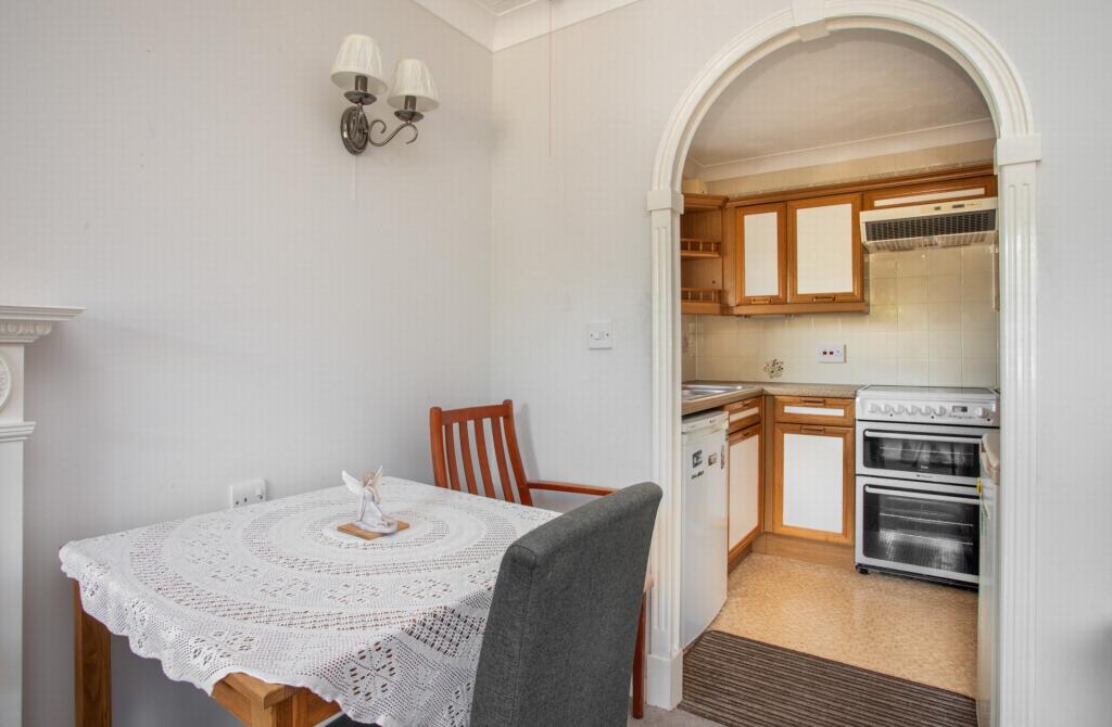 Apartment in Canterbury - View 3