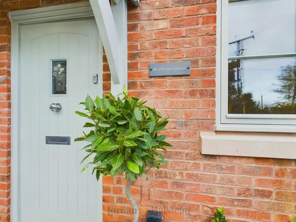 2-bed terraced on Blakemere Lane, Norley, Frodsham, Cheshire, WA6, £215,000