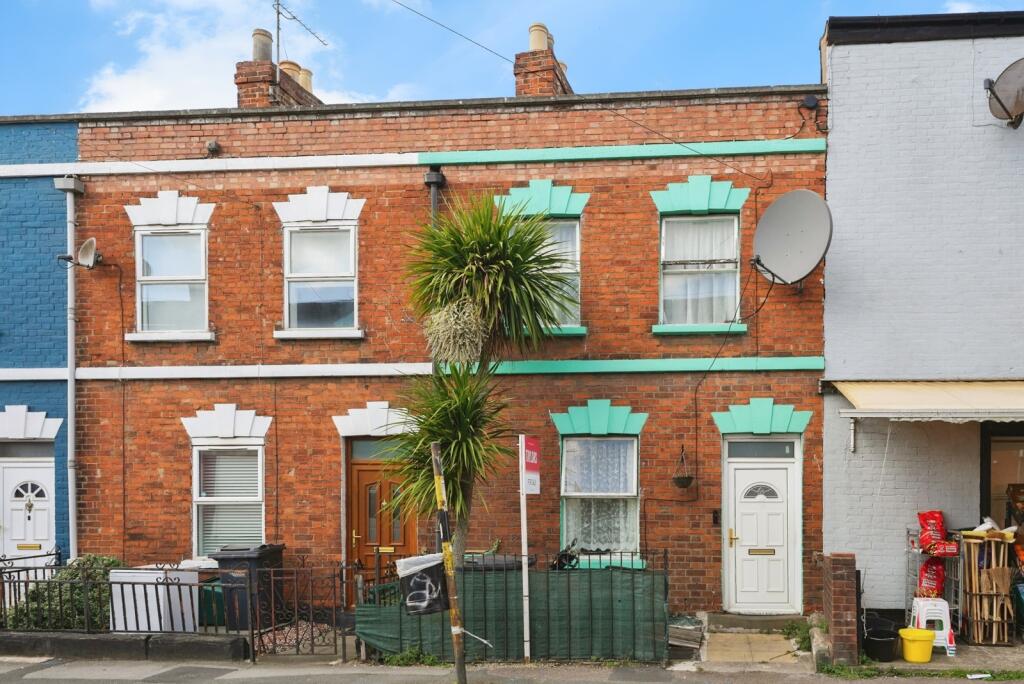 Main image of property: High Street, Gloucester, Gloucestershire, GL1