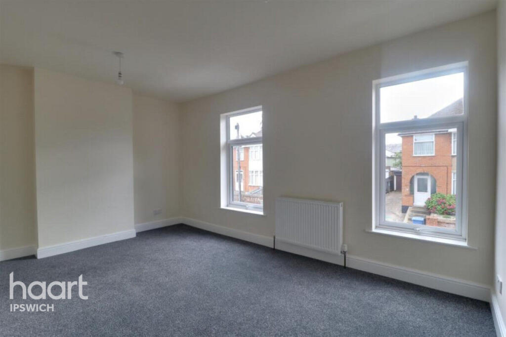 House in Ipswich, Stoke - View 4