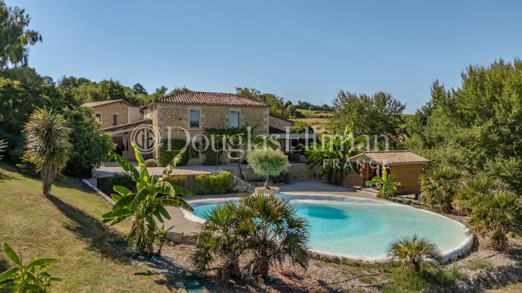Main image of property: Aquitaine, Gironde, St-Germain-de-Grave