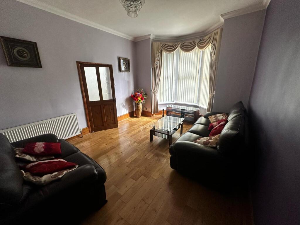 Main image of property: Beeston Road