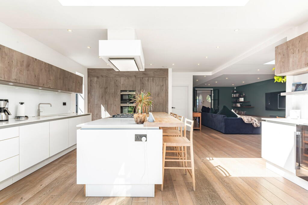 House in London - View 4