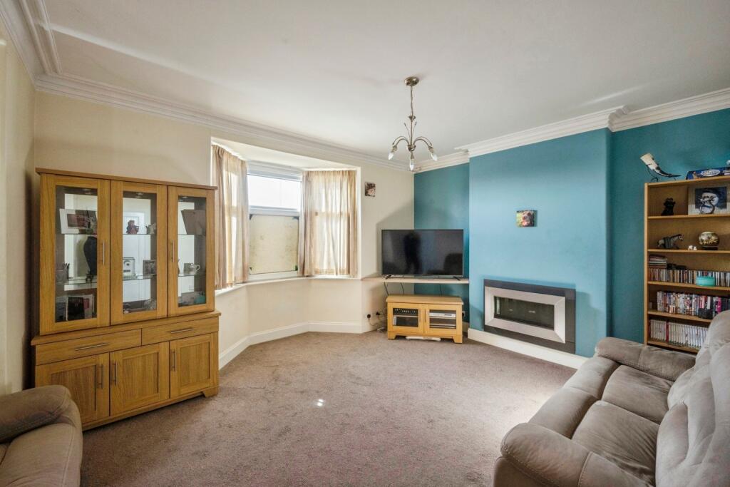 Furnival Road, Doncaster, South Yorkshire, DN4 photo 2