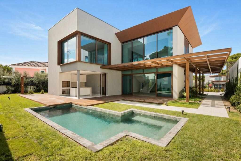 Main image of property: Lisbon, Cascais