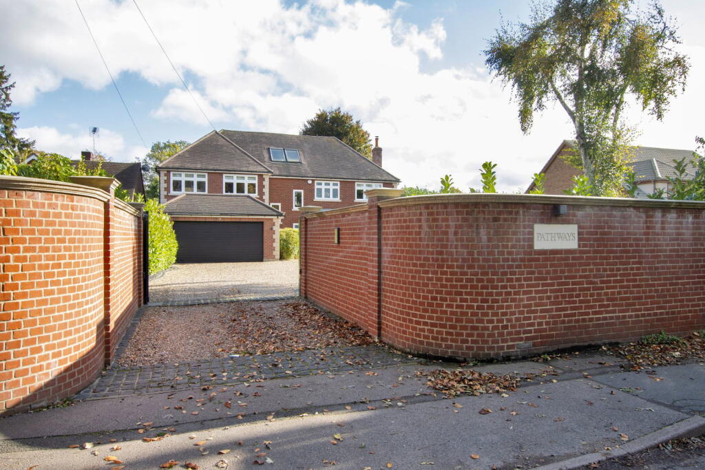 Main image of property: New Barn Road, New Barn