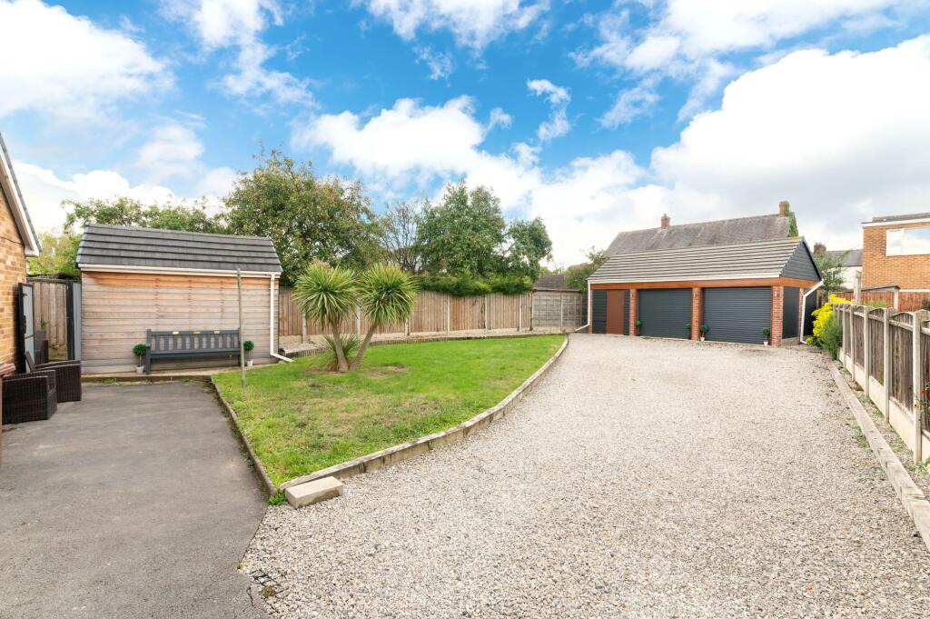 Thornleigh Drive, Wakefield, WF2 photo 3