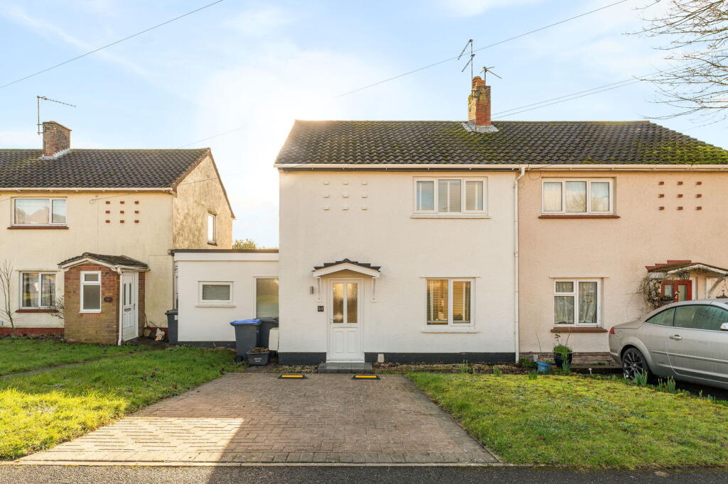 Main image of property: Bishopdown Road, Salisbury, SP1