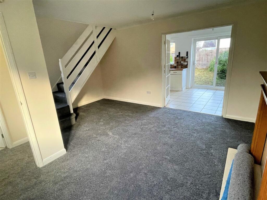 Bilberry Grove, Taunton, TA1 photo 2