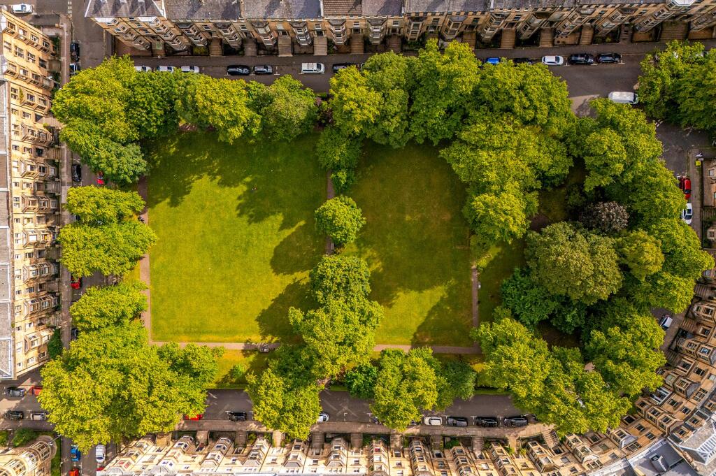 Athole Gardens, Dowanhill, Glasgow photo 4