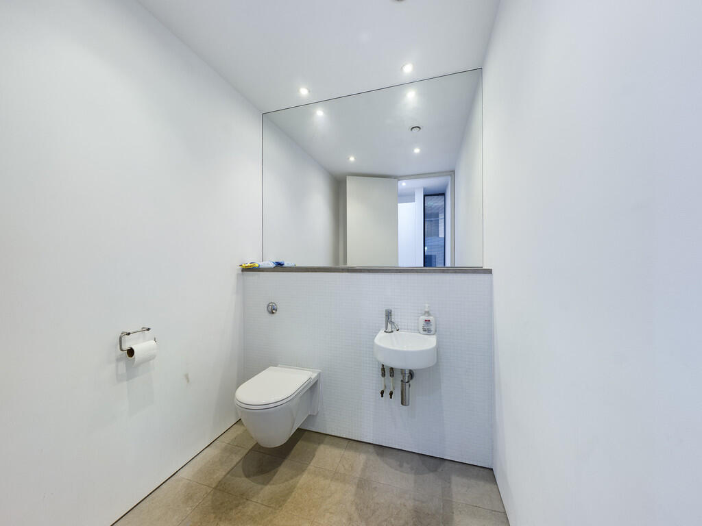 Apartment in Plymouth, Stonehouse - More