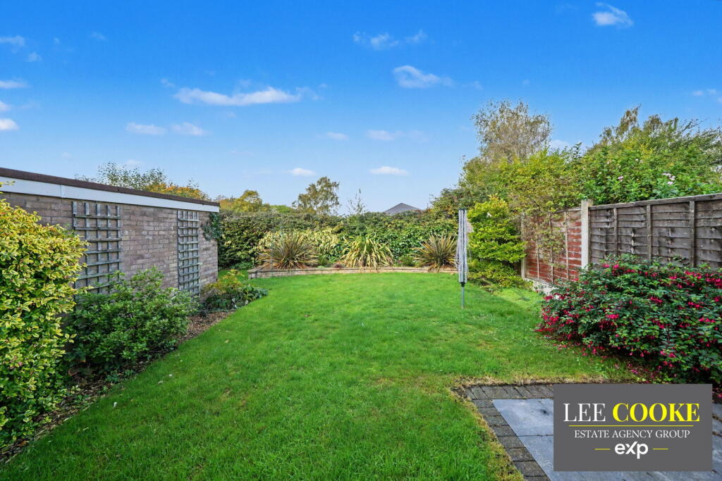 House in Stoke-on-Trent - View 5