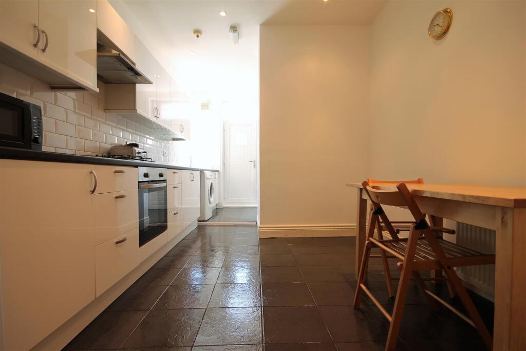 House in Newcastle upon Tyne, Jesmond - View 2