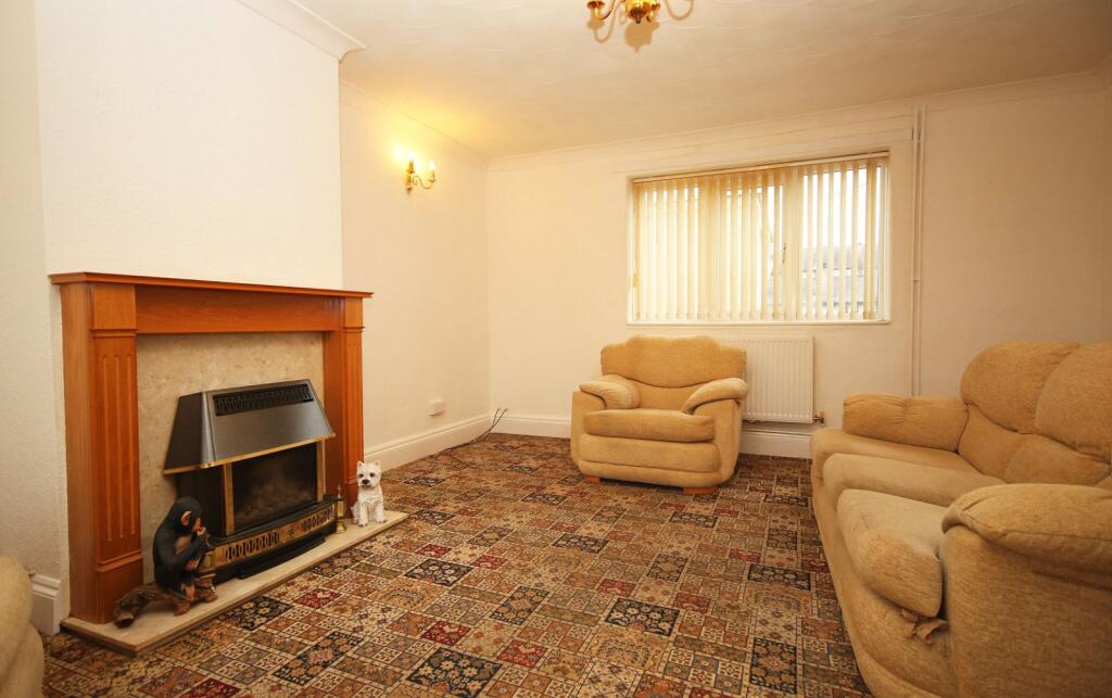 House in Llanfairpwllgwyngyll, Pentre Isaf, Llanfair Pwllgwyngyll - View 2