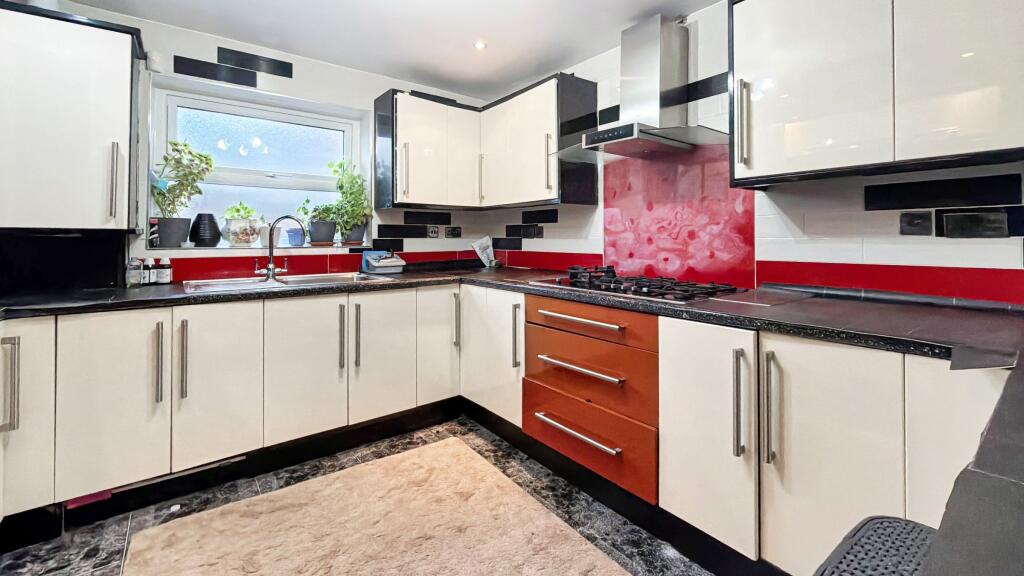 House in Bolton, Daubhill - View 4