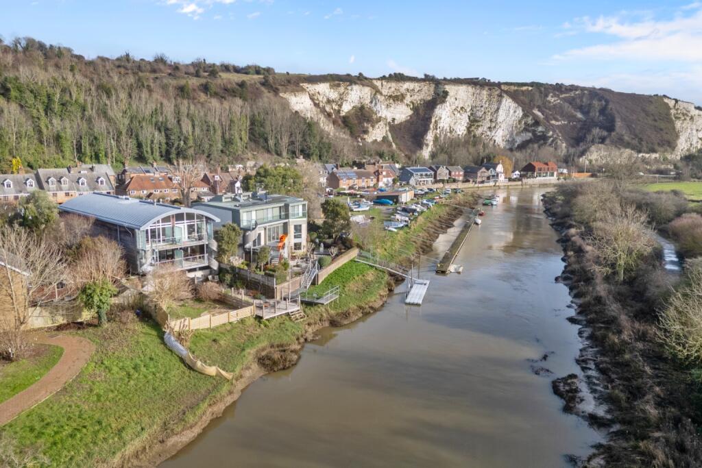 Main image of property: South Street, Lewes, East Sussex, BN7